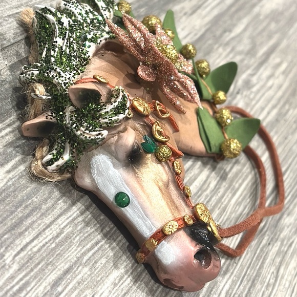🎉HOST PICK!🎉Holiday Horses: “Wish” design. Decorated horse Christmas ornament - Picture 6 of 13